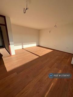 2 bedroom flat to rent, Southwood Lawn Road, London, N6