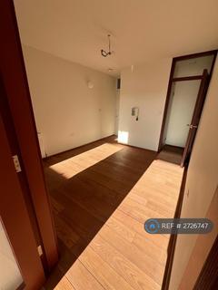 2 bedroom flat to rent, Southwood Lawn Road, London, N6