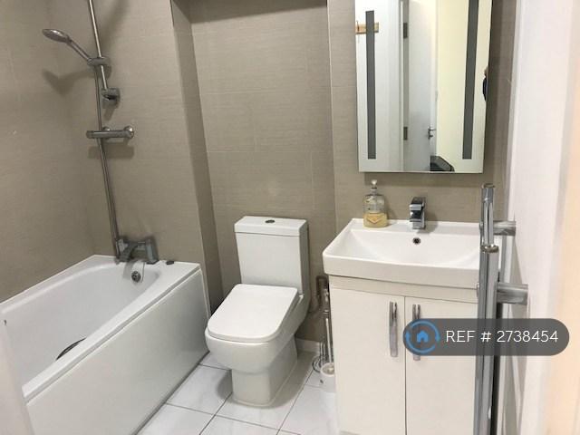 Bathroom Pic2