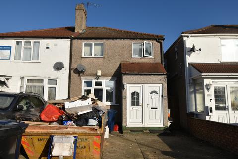 undefined, Greenford, UB6
