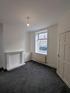 2 bedroom terraced house to rent, Burnley BB11