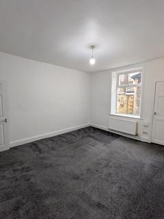 2 bedroom terraced house to rent, Burnley BB11