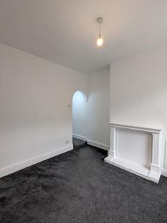 2 bedroom terraced house to rent, Burnley BB11
