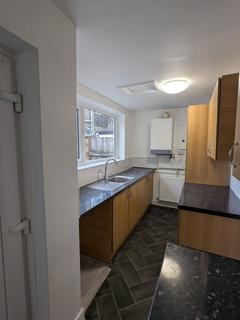 2 bedroom terraced house to rent, Burnley BB11