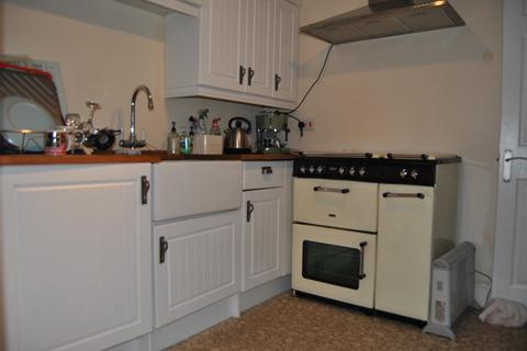 3 bedroom semi-detached house to rent, Jeynes Buildings TEWKESBURY, Gloucestershire GL20