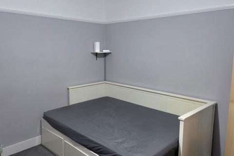 undefined, Waterloo Road, Ilford IG6