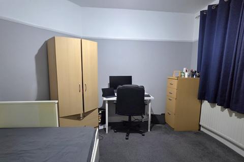 undefined, Waterloo Road, Ilford IG6