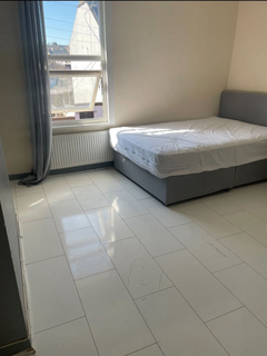 1 bedroom in a house share to rent, Thorold Road, Chatham ME5