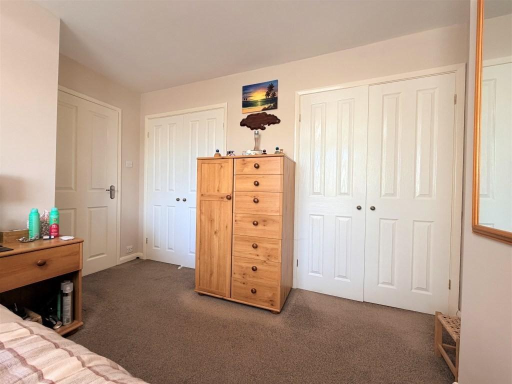 Bedroom1 3