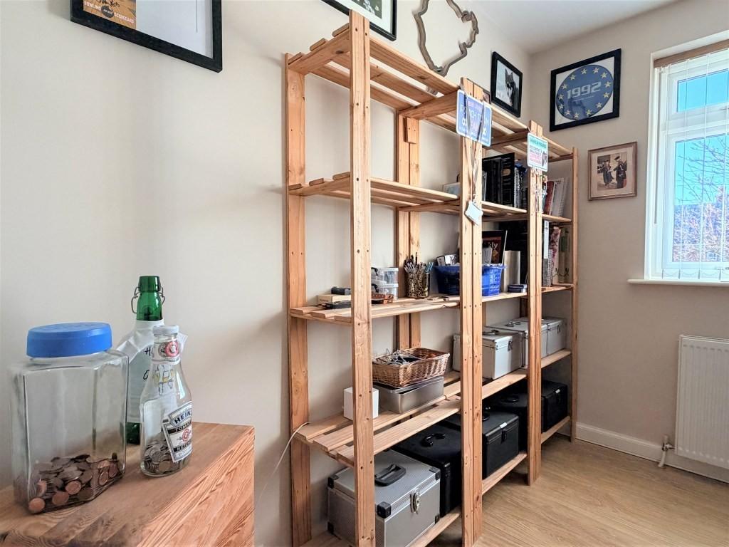 Bedroom3 2