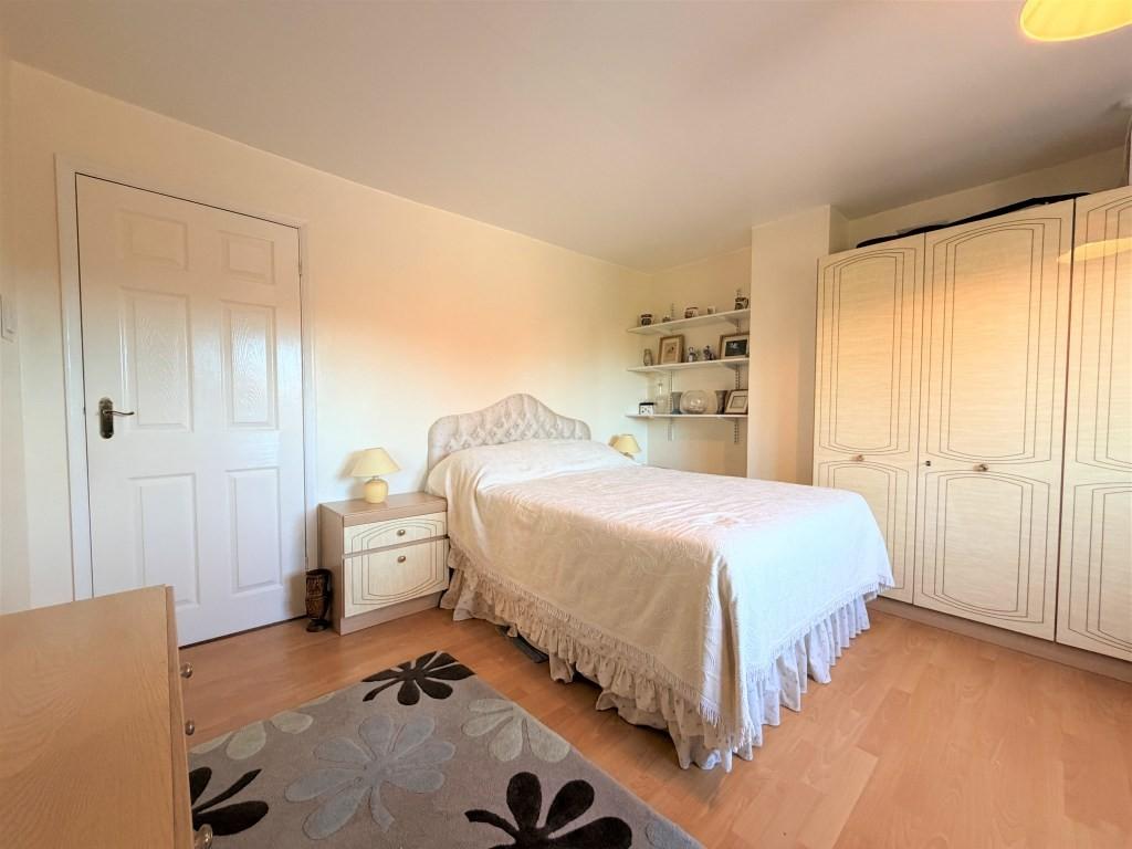 Bedroom2 2