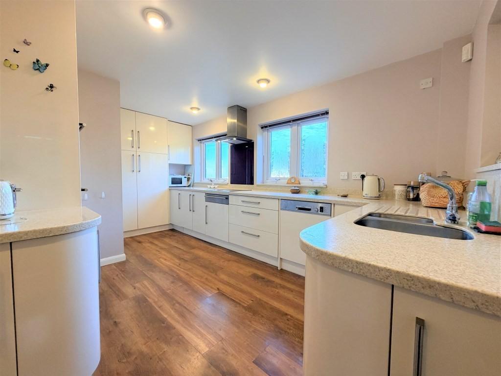 Kitchen1
