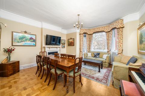 3 bedroom apartment to rent, Beaufort Mansions, Beaufort Street SW3