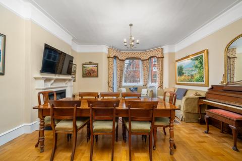 3 bedroom apartment to rent, Beaufort Mansions, Beaufort Street SW3
