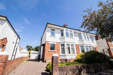 3 bedroom semi-detached house to rent - Heathway, Cardiff