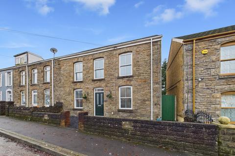 3 bedroom end of terrace house for sale - Peniel Green Road, Peniel Green, Swansea