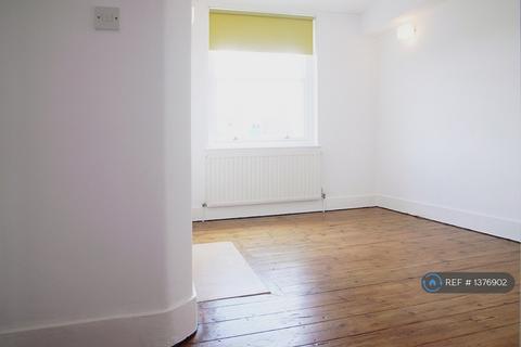 undefined, Hannibal Road, London, E1