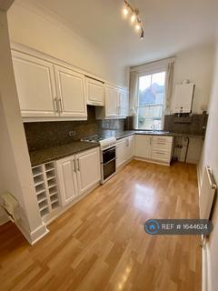2 bedroom flat to rent, Magdalen Road, East Sussex, TN37