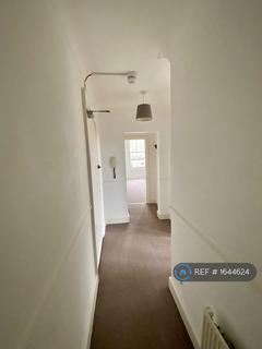 2 bedroom flat to rent, Magdalen Road, East Sussex, TN37
