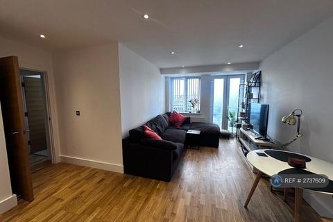 2 bedroom flat to rent, Burlington House, Waltham Cross, EN8
