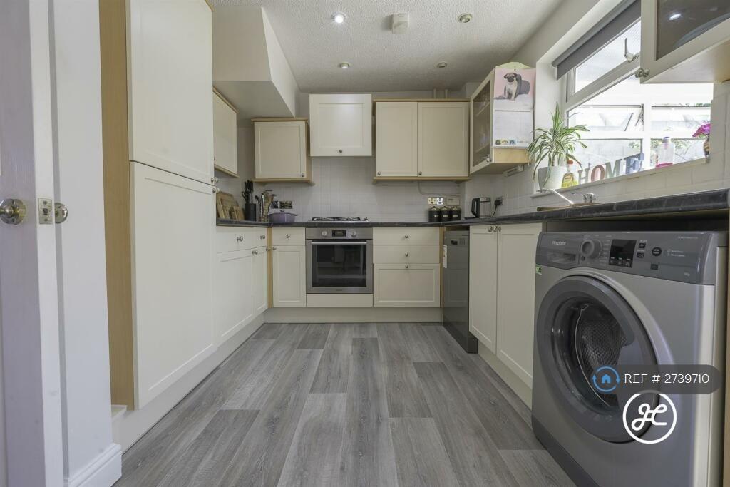 Kitchen - Dinning Area