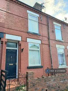 2 bedroom terraced house to rent, Pinnington Road, Manchester, M18