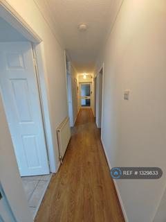 2 bedroom flat to rent, Sherbourne Road, Acocks Green, Birmingham, B27