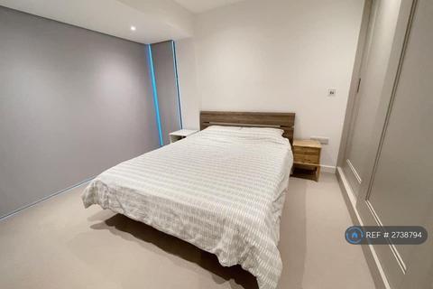 2 bedroom flat to rent, Hafer Road, London, SW11
