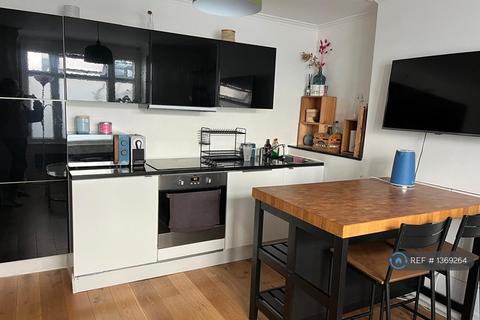 1 bedroom flat to rent, Gordon House Road, London, NW5