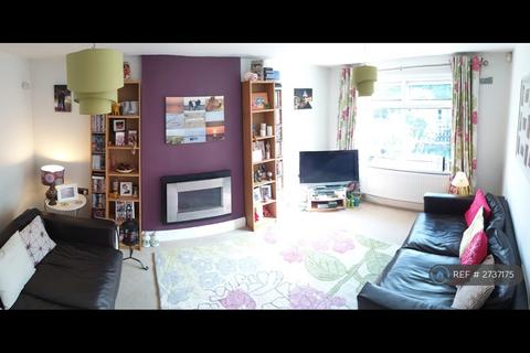2 bedroom semi-detached house to rent, Ibbotson Road, Sheffield, S6