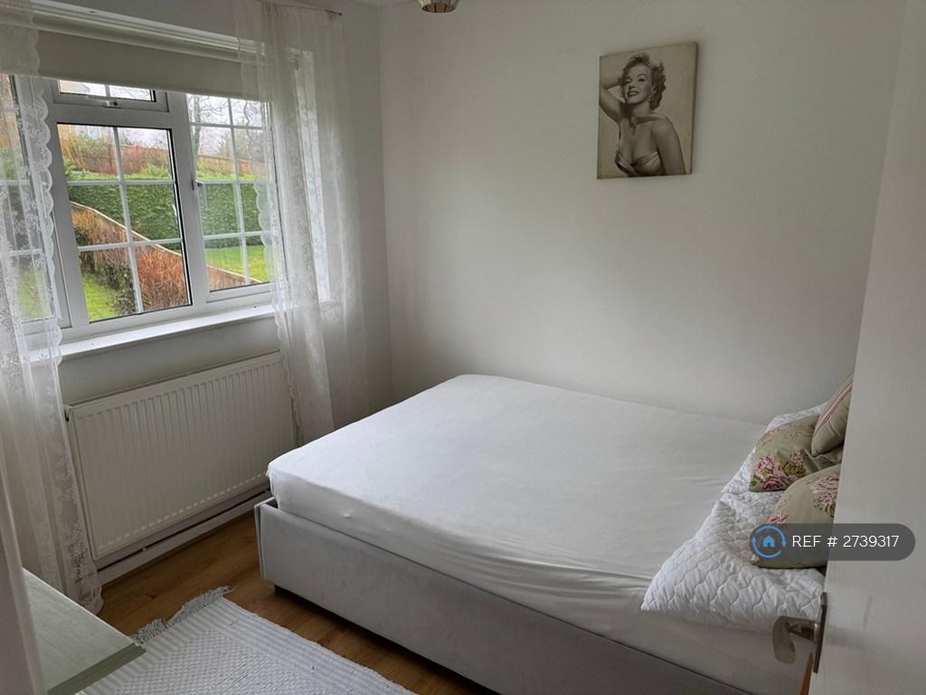 Single Bedroom