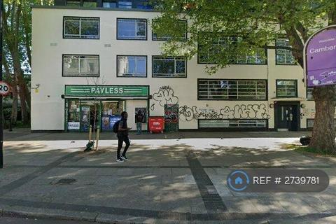 2 bedroom flat to rent, Pelican House, London, SE15