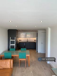 2 bedroom flat to rent, Pelican House, London, SE15