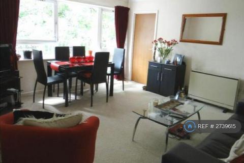 2 bedroom flat to rent - Hawthorne Close, Horsham, RH12