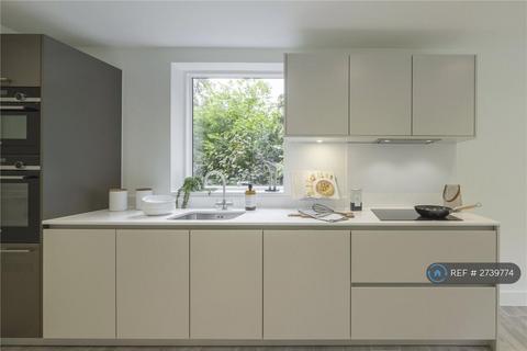 1 bedroom flat to rent, The Redwoods, Cambridge, CB3
