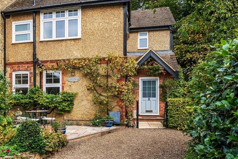undefined, Quarry Road, Oxted