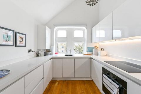 1 bedroom apartment to rent, Parkhurst Road, Holloway, London