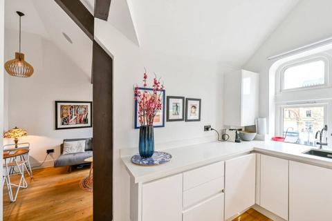 1 bedroom apartment to rent, Parkhurst Road, Holloway, London