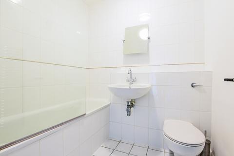 1 bedroom flat to rent, Primrose Hill Road, Belsize Park, London, NW3