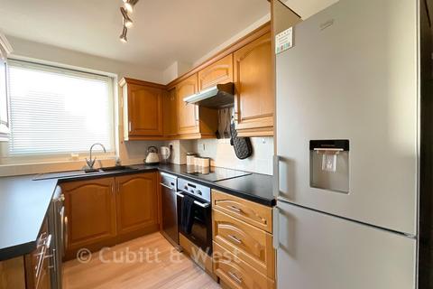 2 bedroom flat for sale, Seabright, Worthing BN11