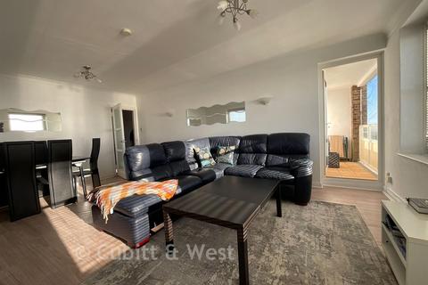 2 bedroom flat for sale, Seabright, Worthing BN11