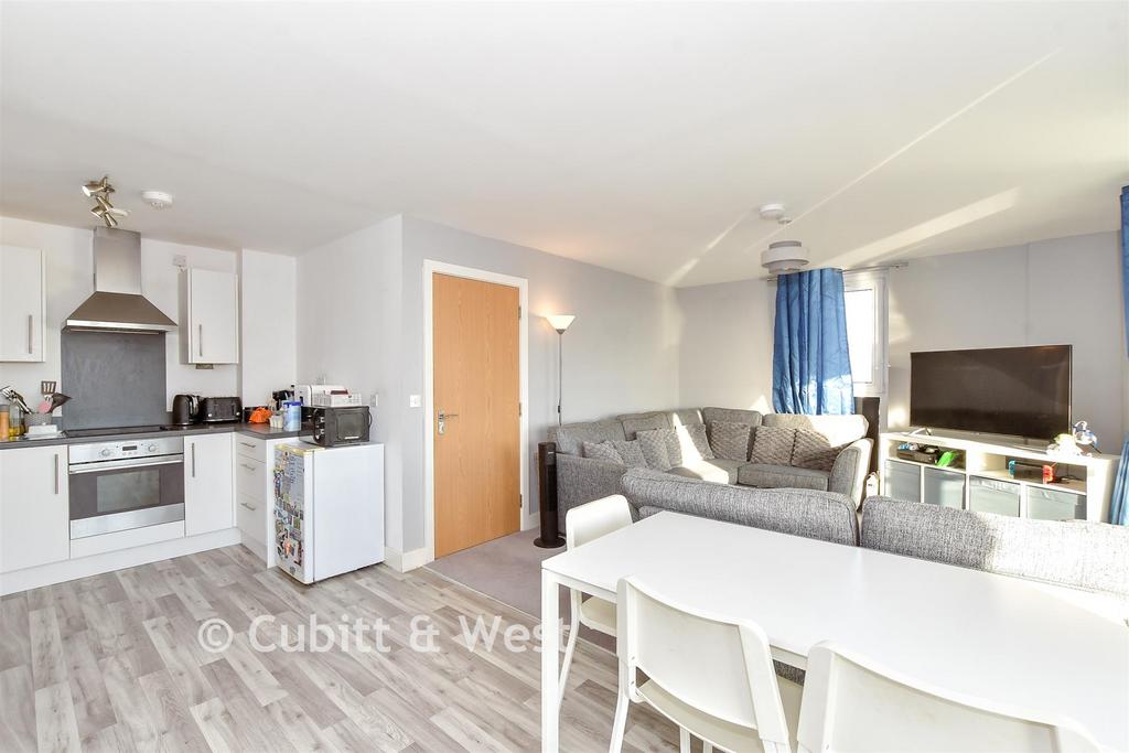 Lounge/Diner/Kitchen