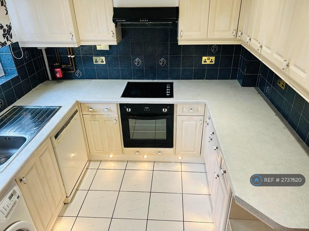Kitchen Pic1