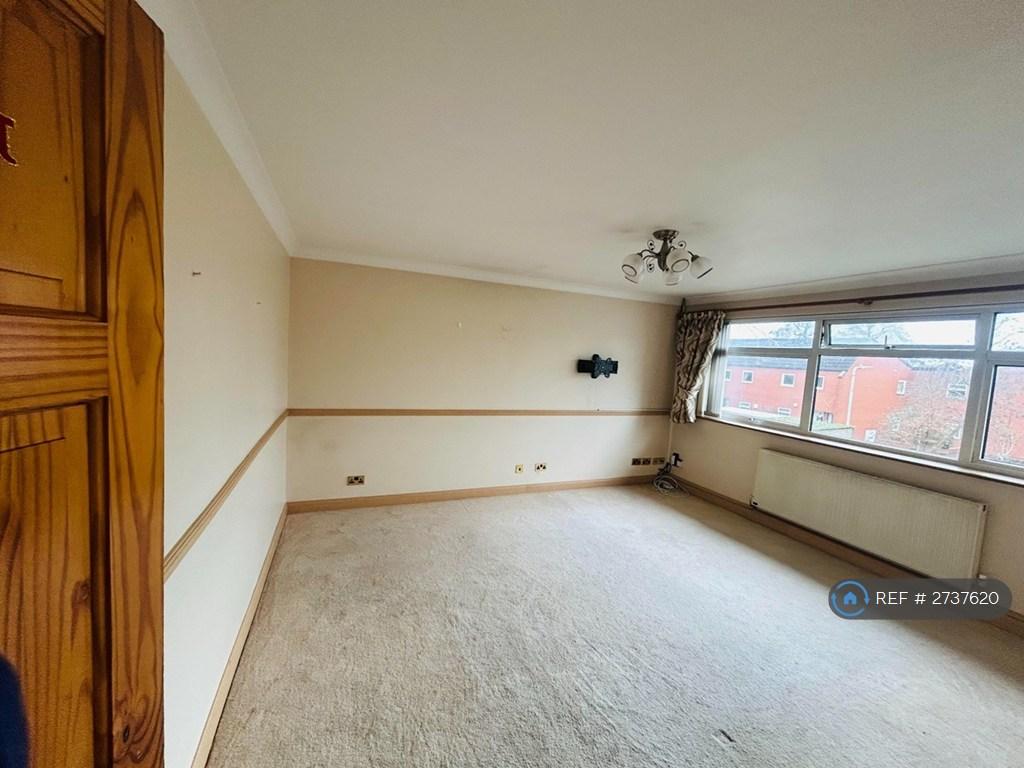Living Room Pic1