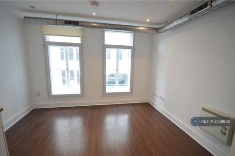 2 bedroom flat to rent, The Guildhall Tavern, Cardiff, CF10