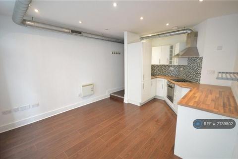 2 bedroom flat to rent, The Guildhall Tavern, Cardiff, CF10