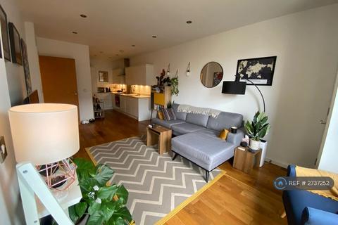 undefined, Crondall Street, London N1 6Jq, N1