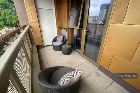 undefined, Crondall Street, London N1 6Jq, N1