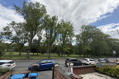 1 bedroom in a house share to rent, Moss Lane East, Manchester, M14