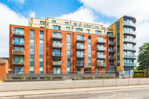 2 bedroom flat for sale - Bath road, Slough, SL1 3SS